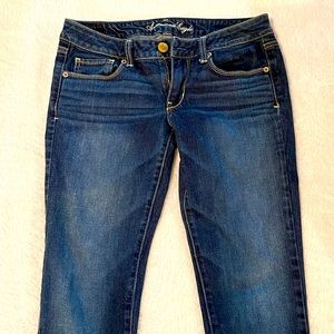 Barley worn size 6 American Eagle skinny/stretch jeans